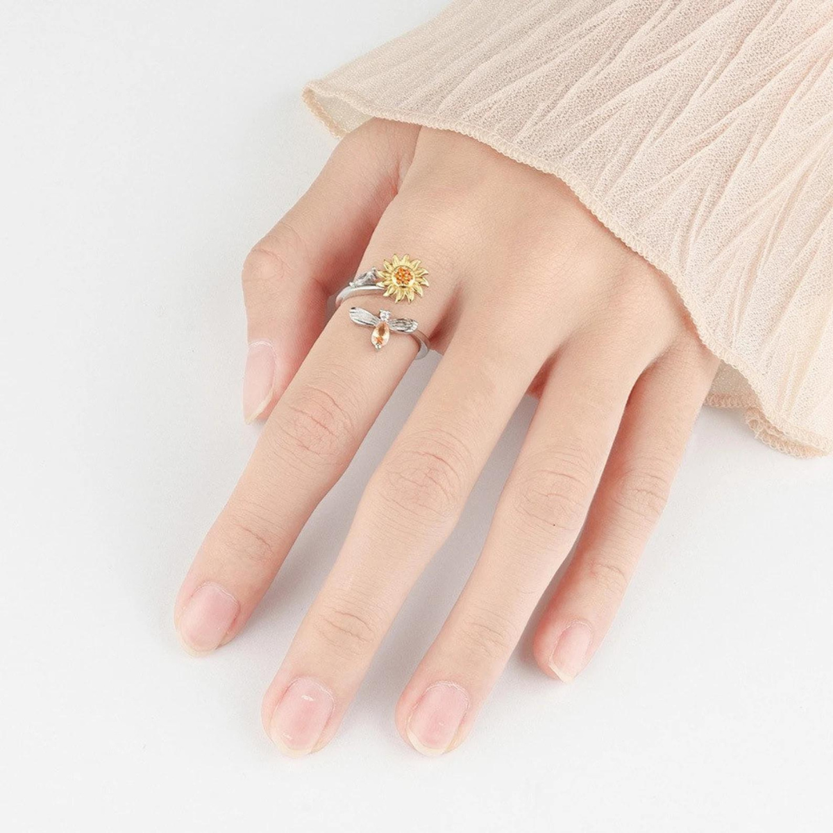Sunflower & Bee - Ръчно изработен сребърен дамски пръстен